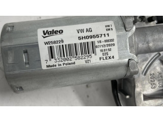 Двигатель стеклоочистителя заднего стекла