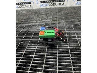 Блок предохранителей Audi Q5 SQ5