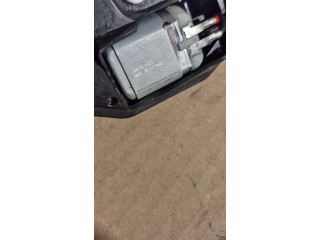 Замок багажника VN357801 Toyota Corolla Verso AR10 2004 - 2009 года