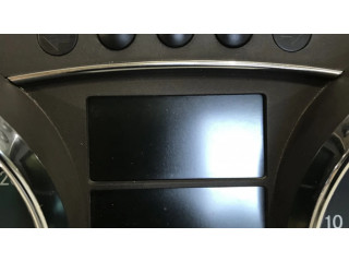 Панель приборов A2515401748, A2C53168071   Mercedes-Benz R W251       