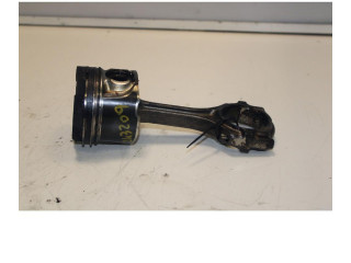 Поршень с шатуном 4N14 Mitsubishi Outlander