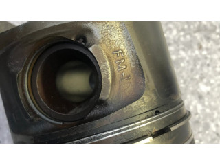 Píst 084088 BMW 5 E60 E61 pro naftový motor 0.0