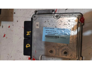 Блок управления двигателя P68328041AA, 0281033582 Jeep Compass