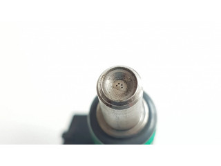 Vstřikovač 7525721, 3013B00591 BMW 7 E65 E66 pro benzínový motor 4.5