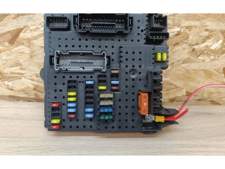 Блок предохранителей 30728512, 28017881   Volvo XC90    