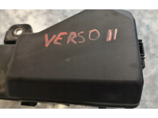 Блок предохранителей Toyota Corolla Verso AR10