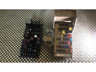 Блок предохранителей  MB100200B, LB101101B   Subaru Impreza III    