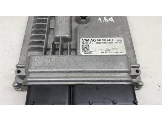 Блок управления двигателем Блок управления 04L907445E   Skoda Octavia Mk3 (5E)