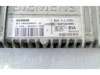 Блок управления коробкой передач 8200302005, S118025601C   Citroen C4 I