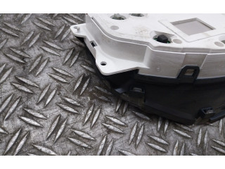 Панель приборов    Volvo V70       