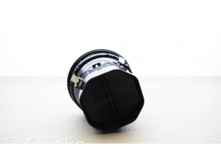 Воздушная решётка окна