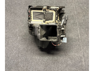 Pojistková skříňka Вентилятор печки 9248171, 9226780 BMW 5 F10 F11 2013