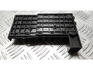 Pojistková skříňka 7E6970187AQ Volkswagen Transporter - Caravelle T5 2013