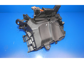 Блок предохранителей A2465400024 Mercedes-Benz A W176