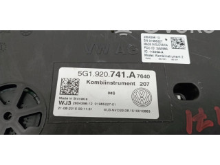 Панель приборов 5G1920741A   Volkswagen Golf VII       
