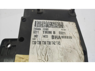 Pojistková skříňka Řídící jednotka BSM EM5T14K733BHA   Ford Focus C-MAX 2013