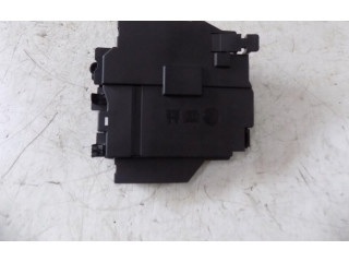 Блок предохранителей Volvo XC40