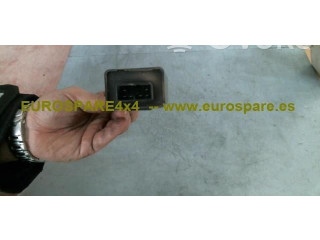   Pojistková skříňka 28460   Nissan Terrano 1996