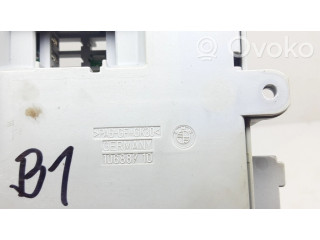 Блок предохранителей 6906613, 106887   BMW 1 E81 E87    