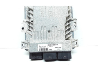 Блок управления двигателя 31355712   Volvo C30
