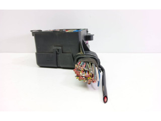 Блок предохранителей Audi A6 S6 C5 4B