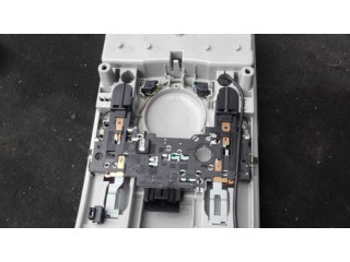 Фонарь освещения передних мест