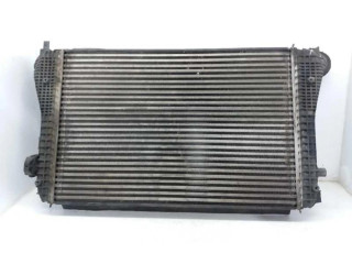 Интеркулер  3C0145805G   Volkswagen PASSAT 