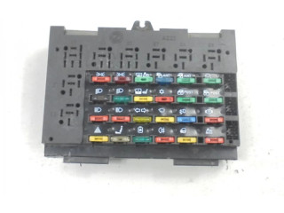 Pojistková skříňka Alfa Romeo 164 1993