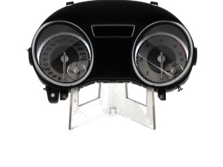 Přístrojová deska Mercedes-Benz GLA W156 2016 1569002303, R0-5937P