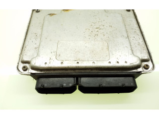 Блок управления двигателя 074906018BH, 0281010677   Volkswagen Transporter - Caravelle T4