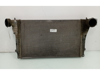 Интеркулер 1J0145803H Volkswagen Golf IV