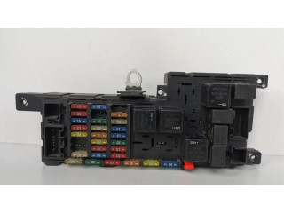 Блок предохранителей 518829007 Volvo S80