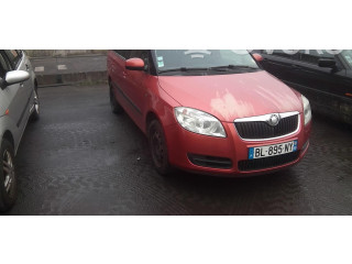 Зеркало электрическое Skoda Fabia Mk2 (5J) 2007 - 2014 года