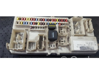 Блок предохранителей  6s74882   Ford Focus    