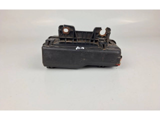 Блок предохранителей  S389P1   Toyota Corolla Verso E121    