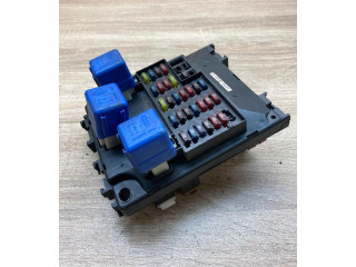 Блок предохранителей 243502N300H, 06892N39D06 Nissan Almera