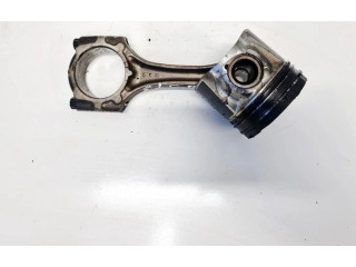 Píst Toyota Avensis T250