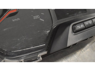 Панель приборов    Peugeot Partner III       