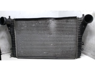 Интеркулер 1K0145805G Volkswagen PASSAT B6 1.9