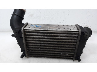 Интеркулер  517159990   Alfa Romeo GT 1.9