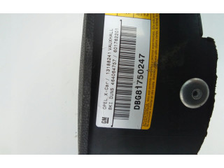 Подушка безопасности водителя 13188241 Vauxhall Meriva A