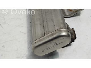 Vstřikovací lišta 04891575AA Dodge Caliber pro benzínový motor 2.0 1038