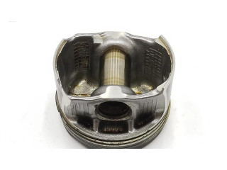  Поршень с шатуном  120106320R  Dacia Sandero для бензинового двигателя 0.9