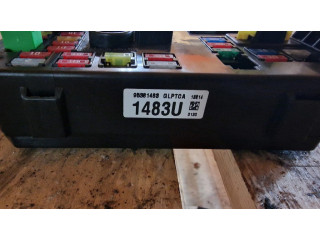 Блок предохранителей 95361483 Chevrolet Captiva