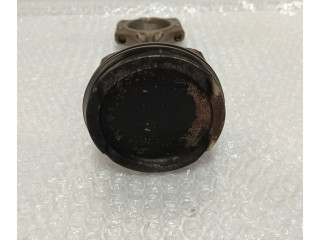 Píst Volkswagen Polo IV 9N3