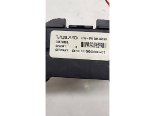 Блок предохранителей 08696098, 08679899 Volvo S60