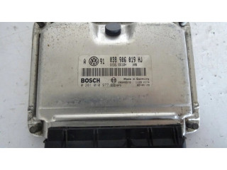 Блок управления двигателя 038906019HJ   Volkswagen Golf IV