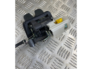 Замок багажника 4M0827506D Audi Q7 4M 2015 - года