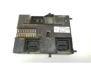 Блок предохранителей 2294547, BK2T14B476DX Ford Transit Custom