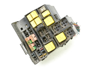 Блок предохранителей 71543150, 7154-3150 Jaguar S-Type